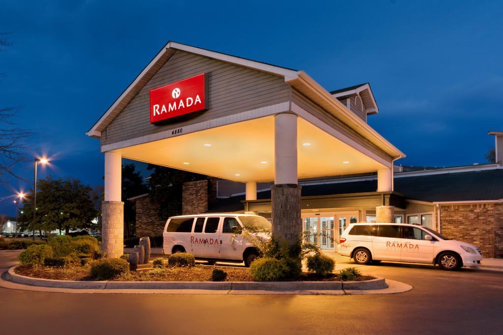 Ramada Huntsville Zewnętrze zdjęcie