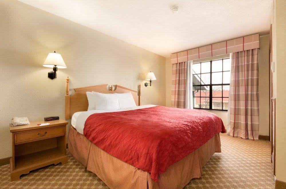 Ramada Huntsville Zewnętrze zdjęcie